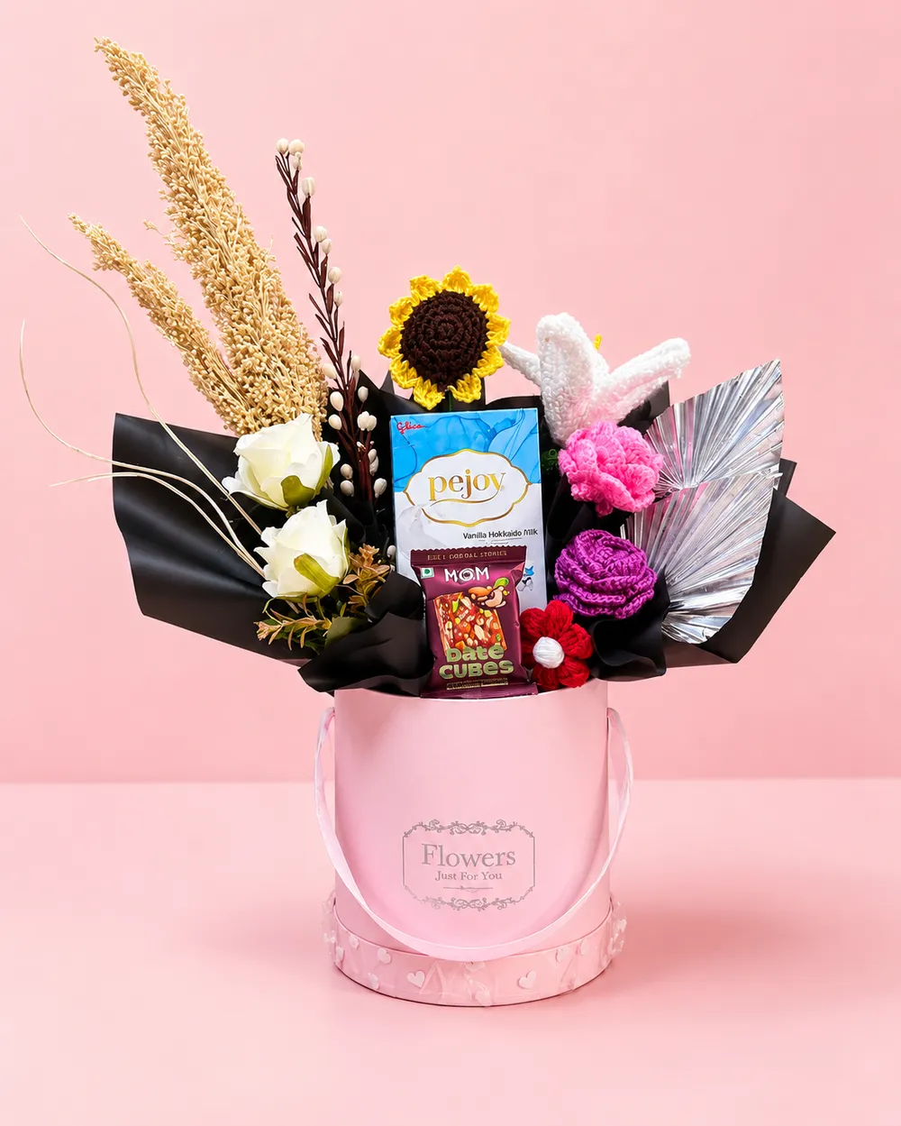 Sugandhi crochet bouquet